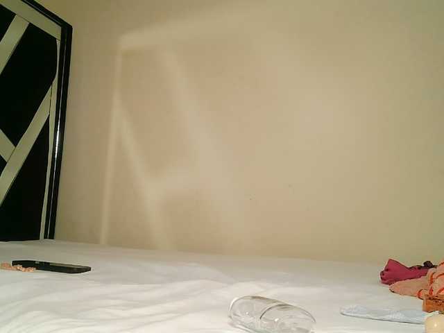 Oliviablue live cam on BongaCams