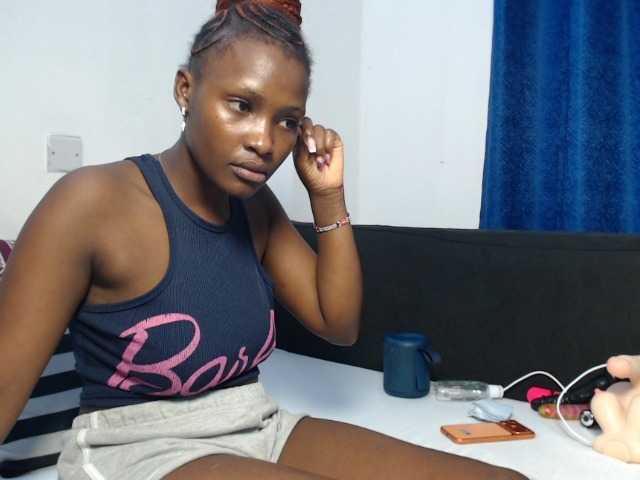 Oliviablue live webcam show