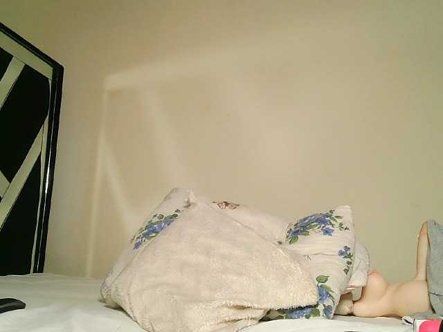Oliviablue live cam on BongaCams