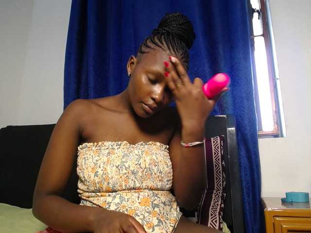 Oliviablue Live Cam and Statistics on UnifiedCams