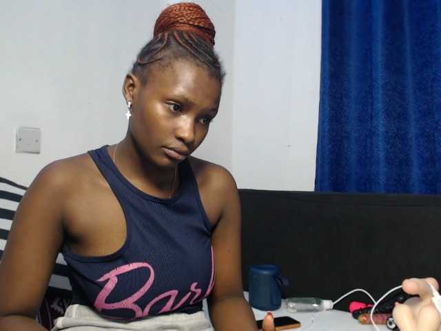 Oliviablue live webcam show
