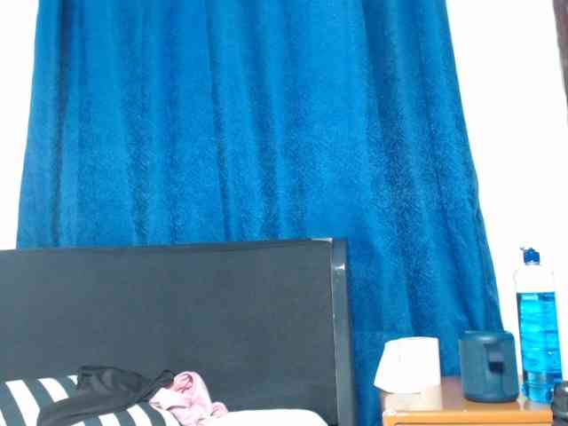 Oliviablue webcam