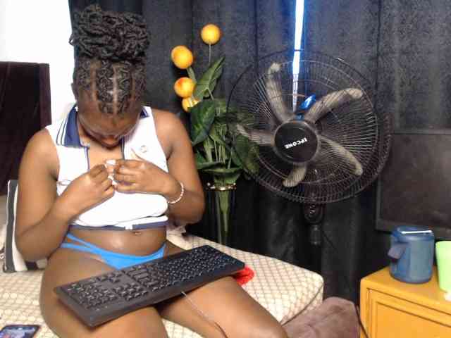Oliviablue webcam