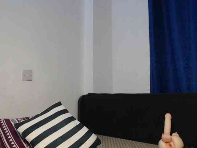 Oliviablue webcam