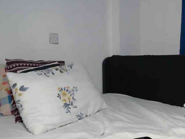 Oliviablue webcam