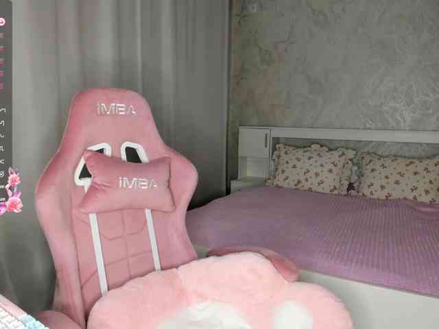 -Babydoll- live female cam on bongacams