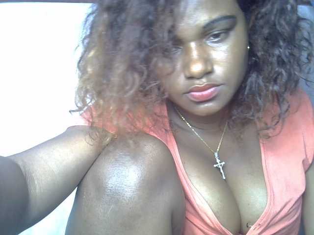Angelahot123 live cam on BongaCams