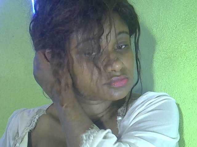 Angelahot123 live cam on BongaCams