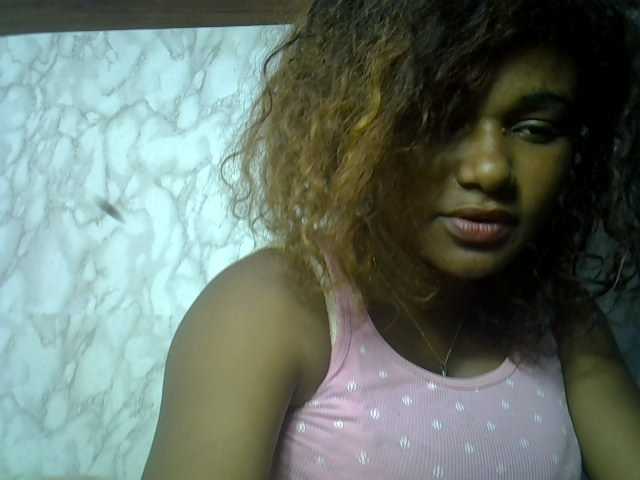 Angelahot123 live cam on BongaCams