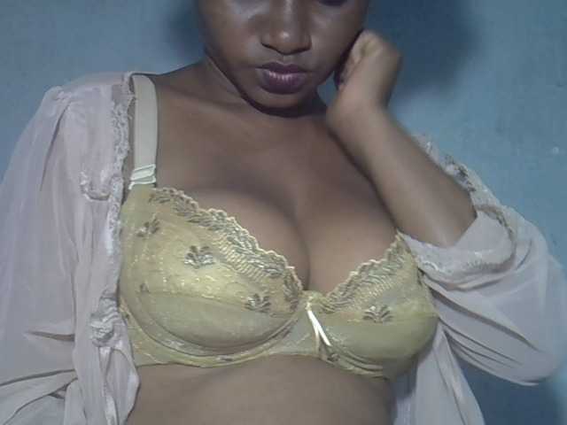 Angelahot123 live cam on BongaCams