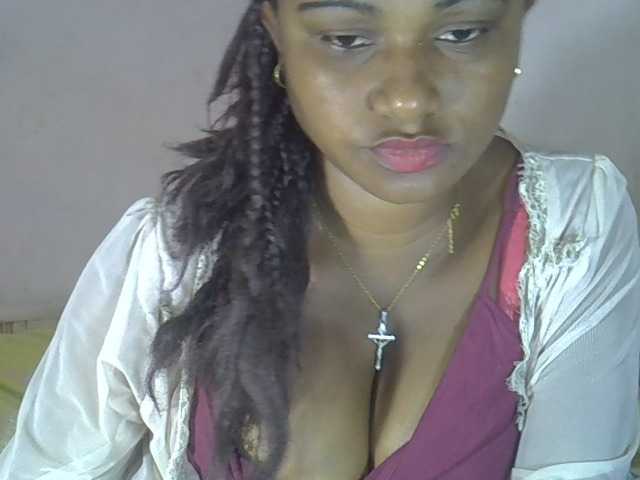 Angelahot123 live cam on BongaCams