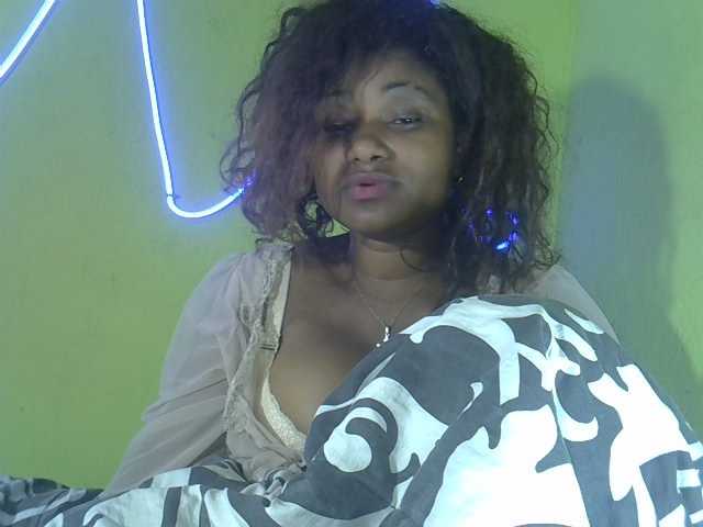 Angelahot123 live cam on BongaCams