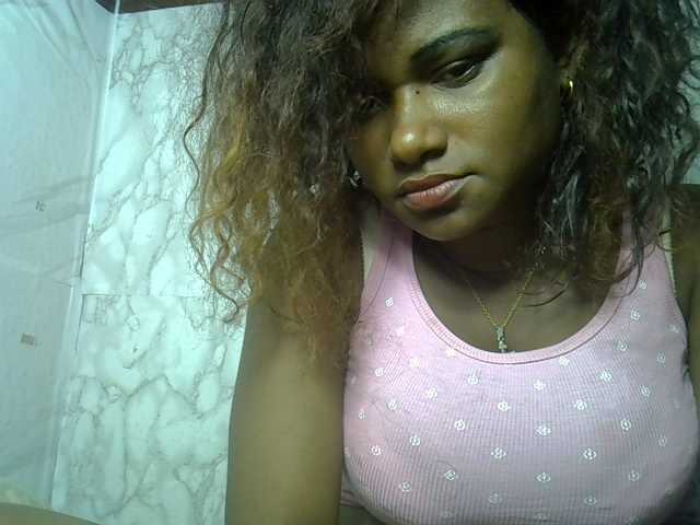Angelahot123 live cam on BongaCams