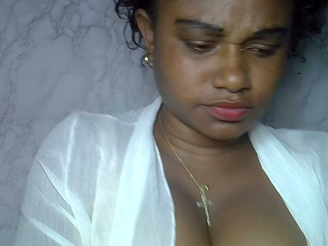 Angelahot123 live cam on BongaCams