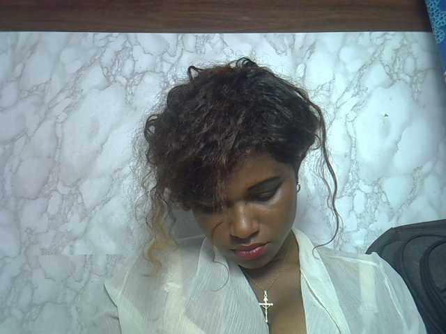 Angelahot123 live cam on BongaCams
