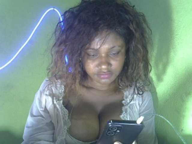 Angelahot123 live cam on BongaCams