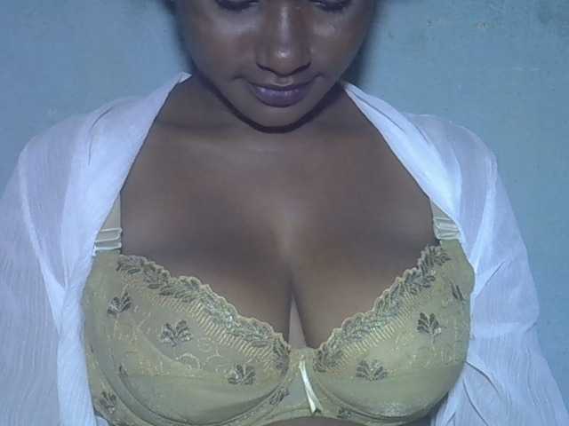 Angelahot123 live cam preview