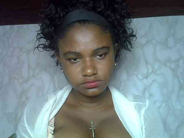 Angelahot123 webcam