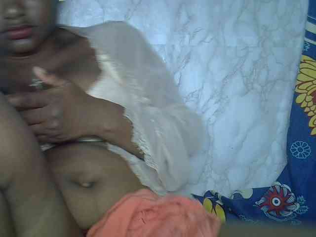 Angelahot123 webcam