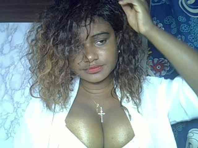 Angelahot123 webcam