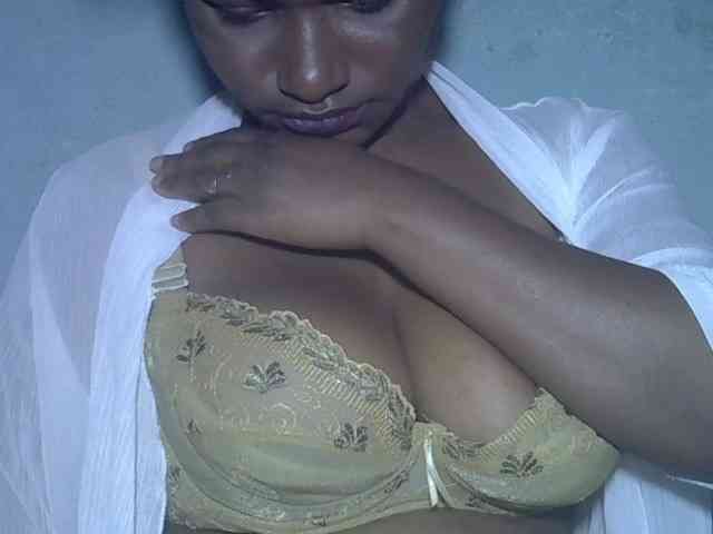 Angelahot123 webcam