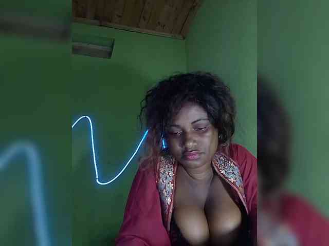Angelahot123 webcam