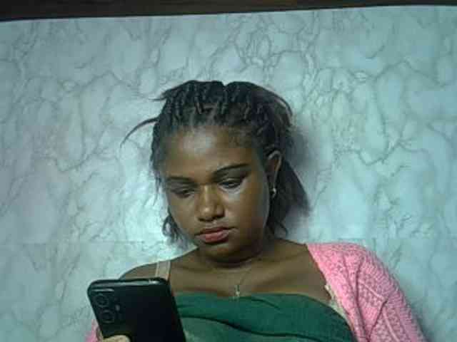 Angelahot123 webcam