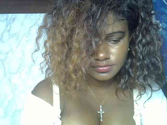 Angelahot123 Live Webcam on BongaCams