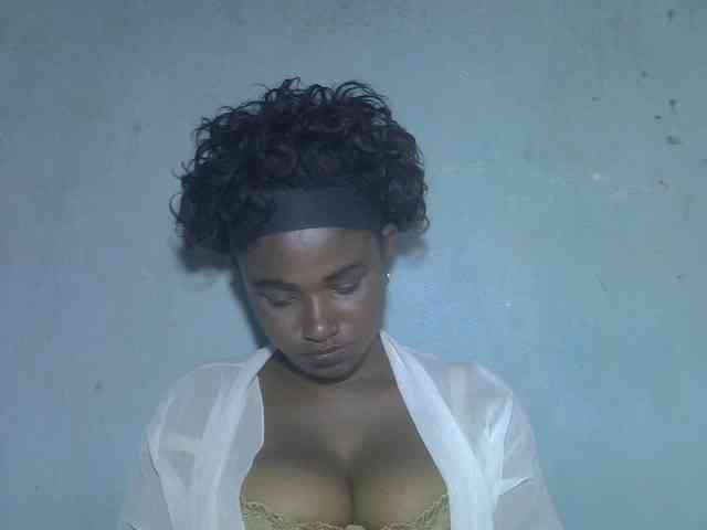 Angelahot123 webcam