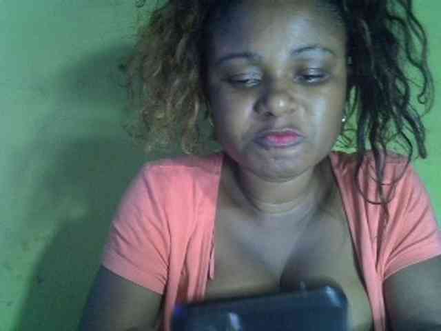 Angelahot123 webcam