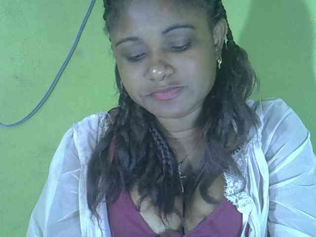 Angelahot123 webcam