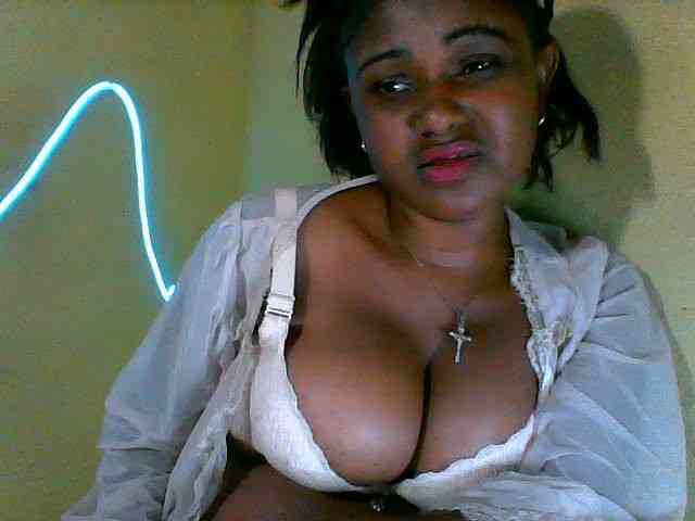 Modèle: Angelahot123