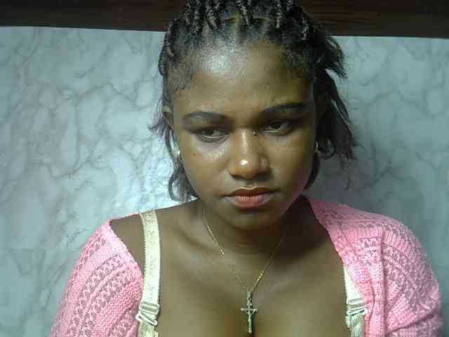 Angelahot123 webcam
