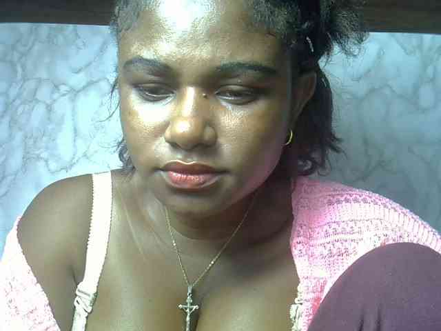 Angelahot123 webcam