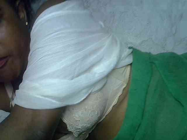 Angelahot123 webcam
