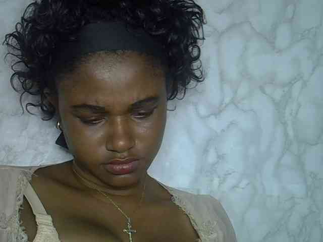Angelahot123 webcam