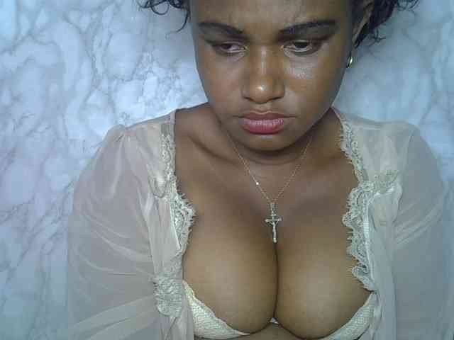 Angelahot123 webcam