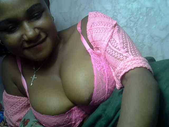 Angelahot123 webcam