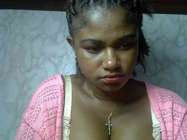 Angelahot123 webcam