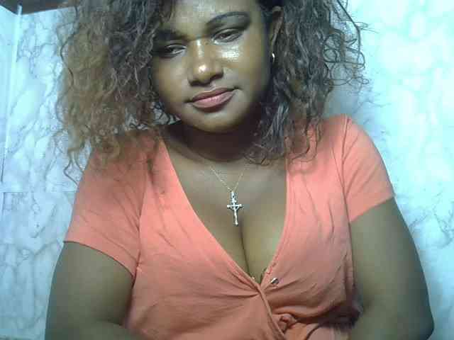 Angelahot123 webcam