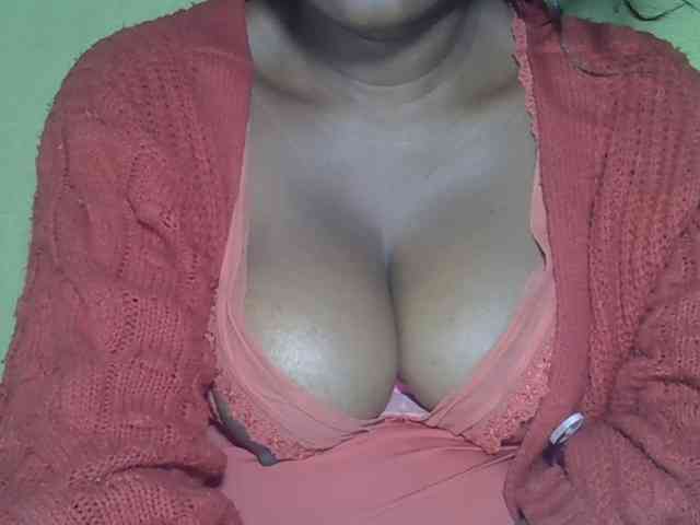 Angelahot123 webcam