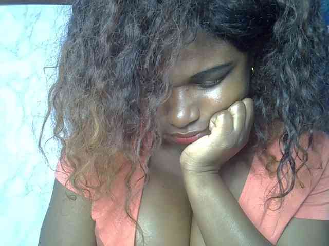 Angelahot123 webcam