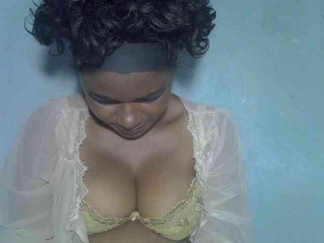 Angelahot123 webcam