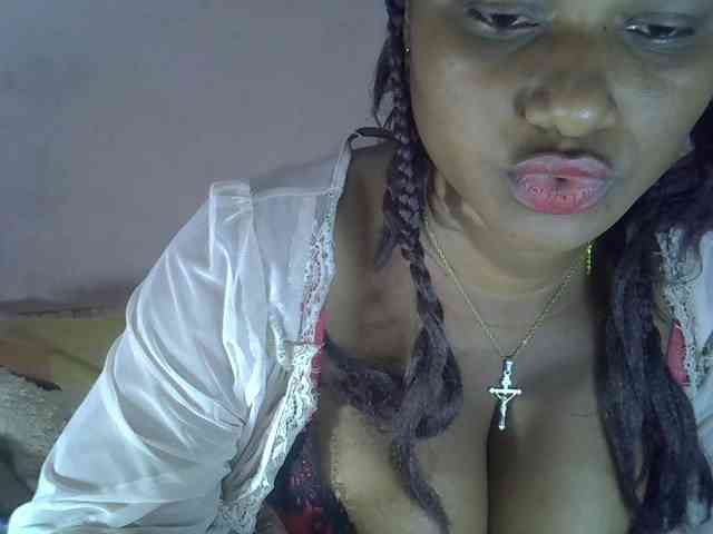 Angelahot123 webcam