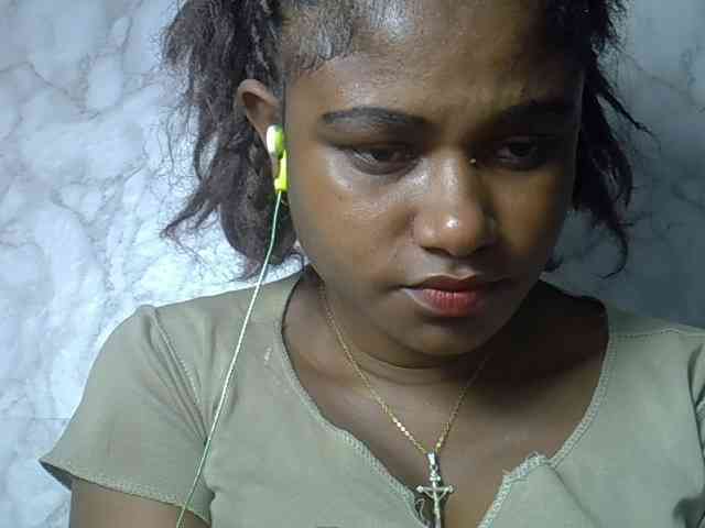 Angelahot123 webcam