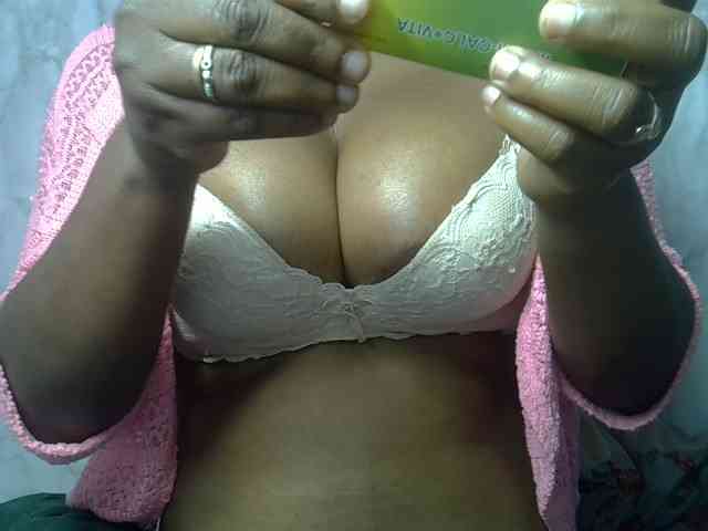 Angelahot123 webcam