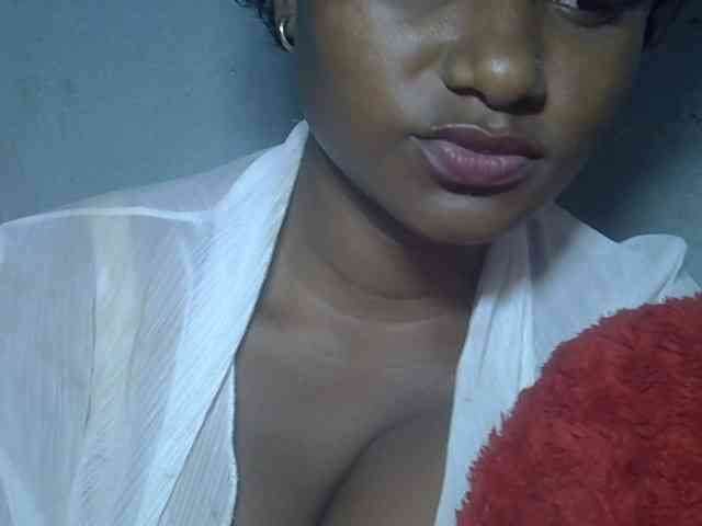 Angelahot123 webcam