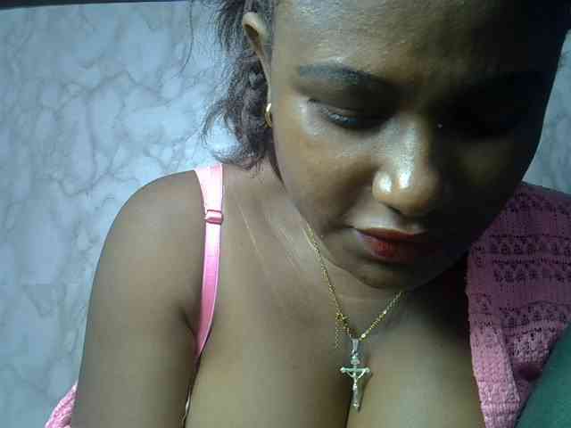 Angelahot123 webcam