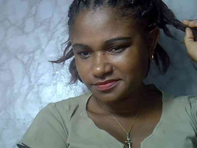 Angelahot123 webcam