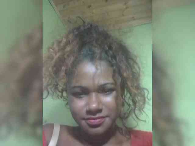Angelahot123 webcam